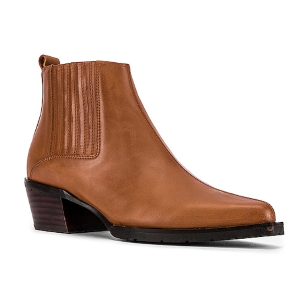 NWT Alias Mae Maja Bootie